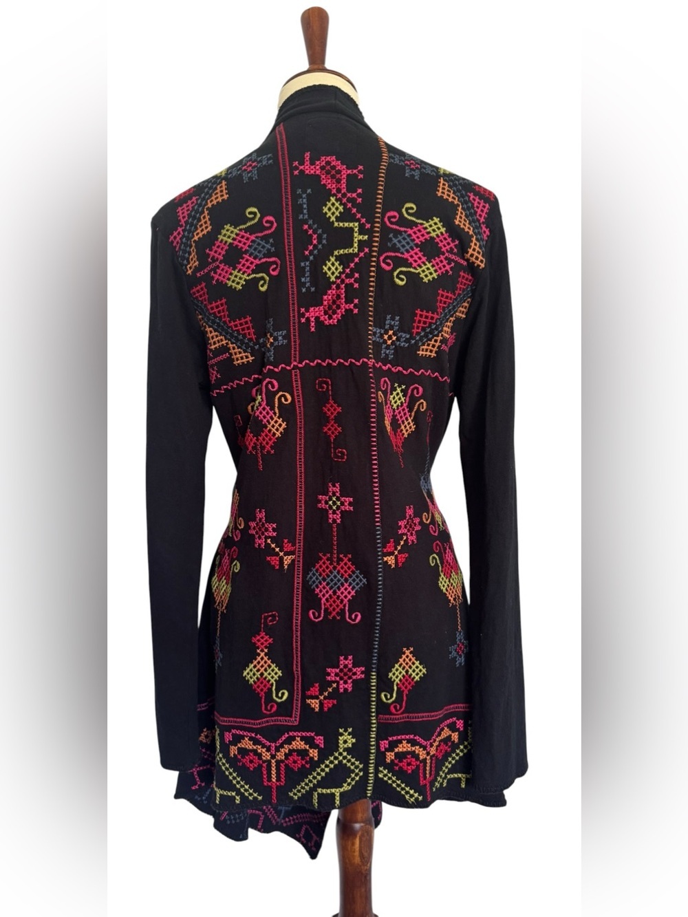 Biya By Johnny Was Black Embroidered Tie Closure with Pockets Cardigan Size M - Picture 5 of 10